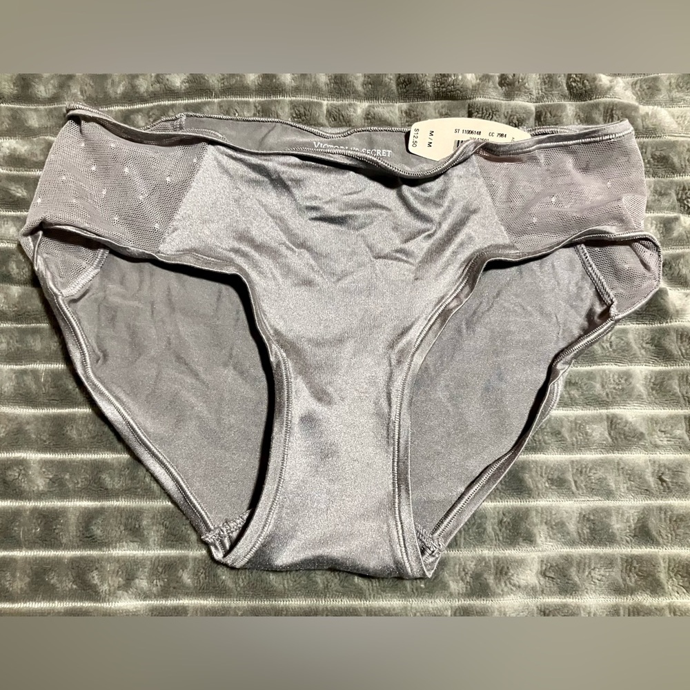 Nwt Victoria’s Secret Gray Medium Hiphuggers Panties